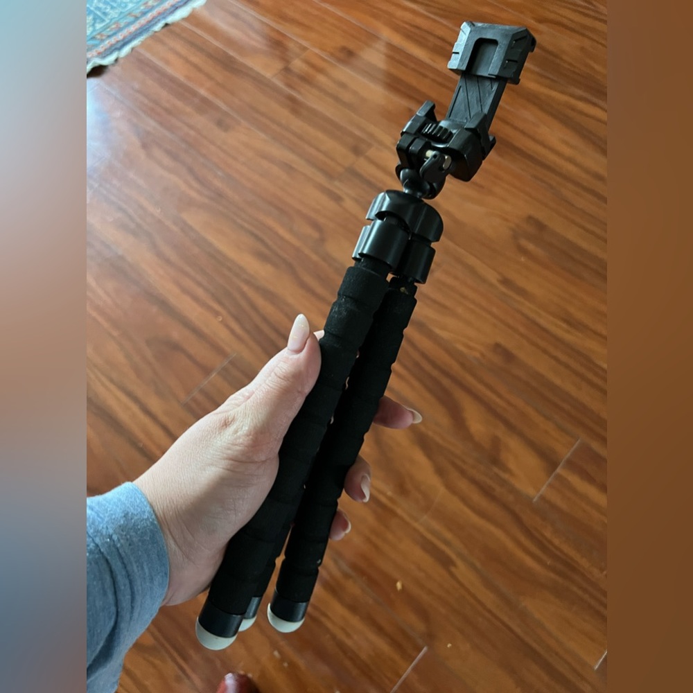 Tripod for IPhones